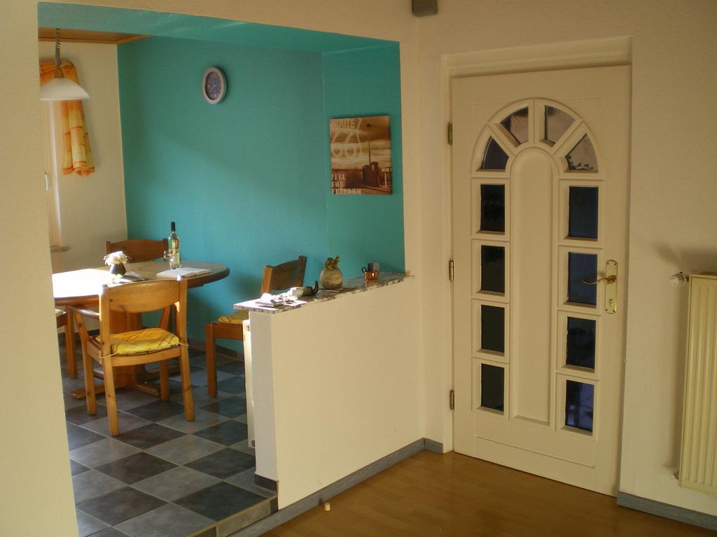 Ferienwohnung In Vino Veritas Neumagen-Dhron Exterior foto